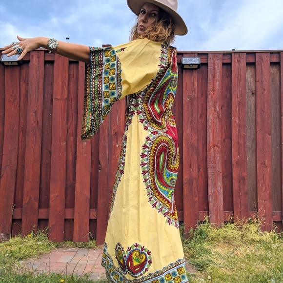 70s bell sleeve kaftan - Picture 2 of 4